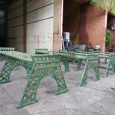 kursi-pedestrian-menara-eiffel-magetan-2020