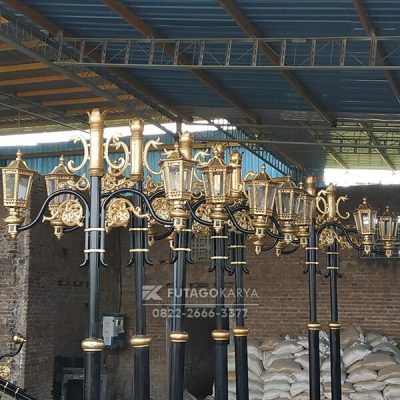 Tiang Lampu Klasik Sumatera Selatan